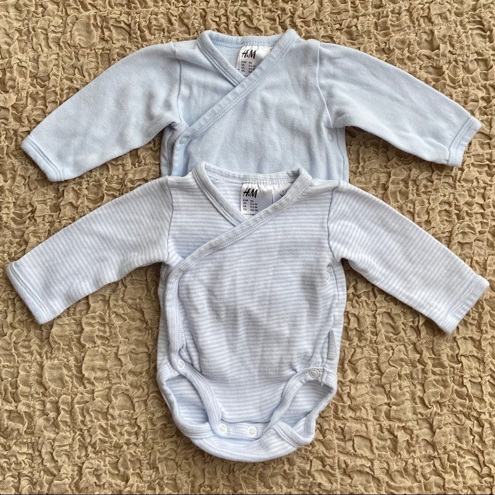 H&M Size 0-1M Baby Light Blue Onesie Set